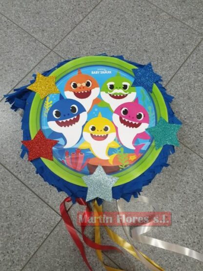 Piñata 3d redonda  Baby Shark - Imagen 3