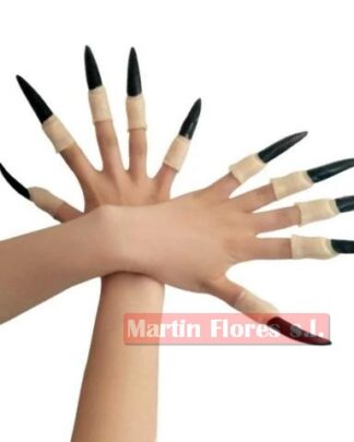 Uñas negras de látex