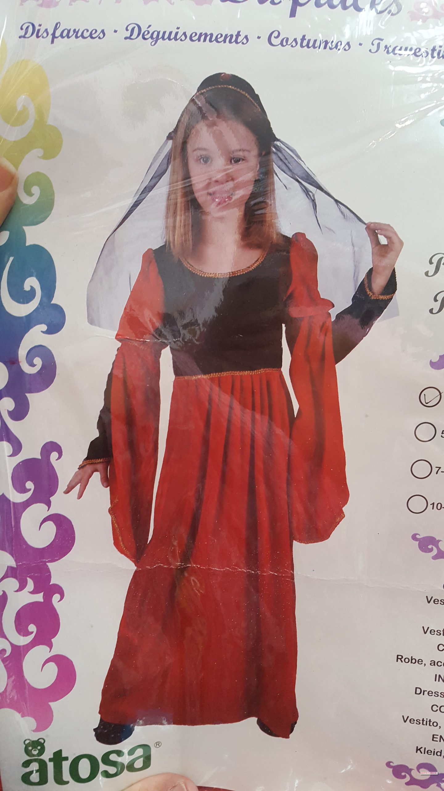 Disfraz dama medieval roja en Sevilla para niña reina o princesa