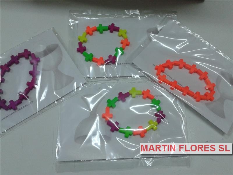 Pulsera cruces