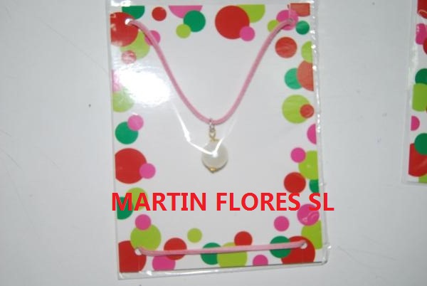 Collar perlita