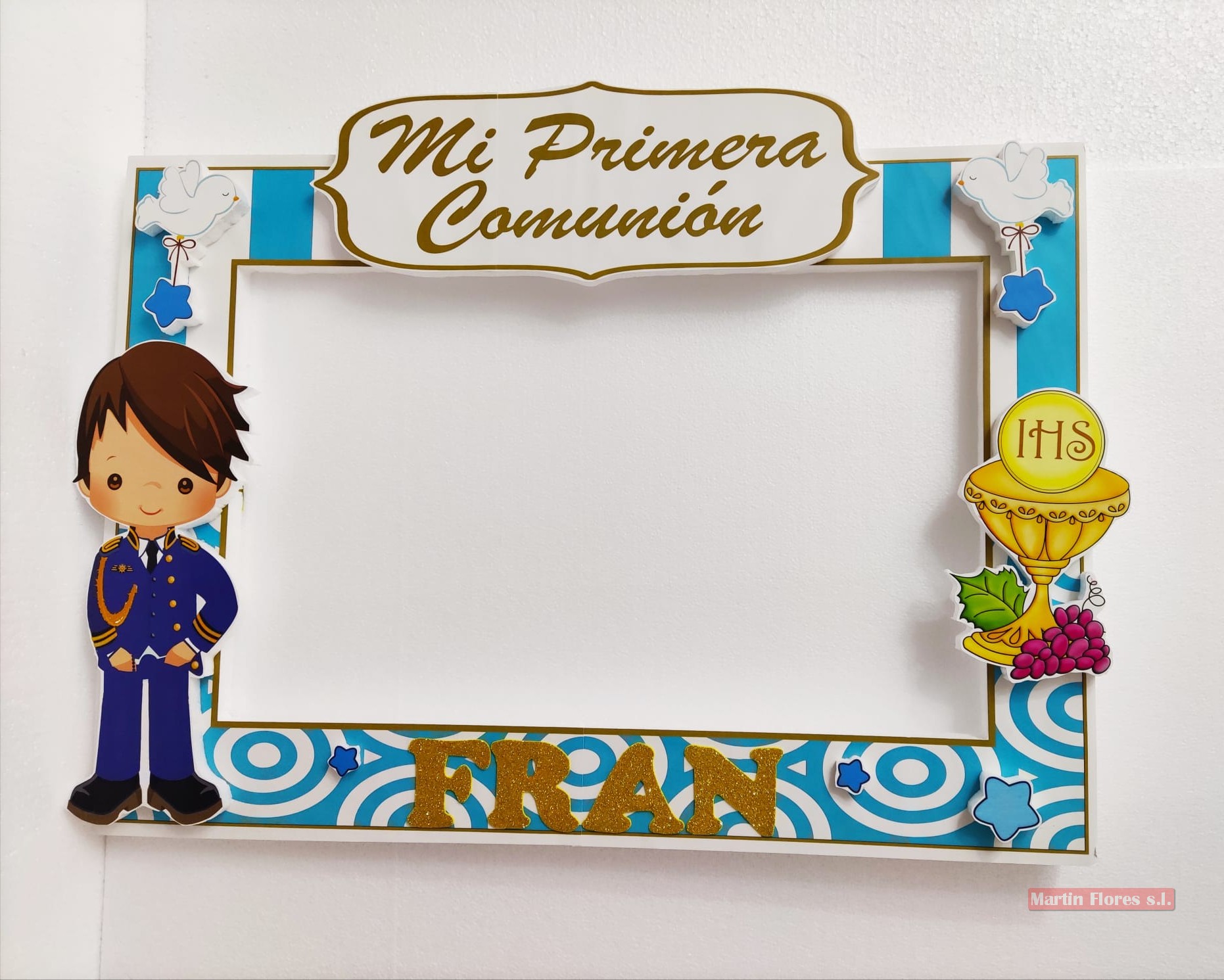 Cartel photocall 3d niño comunión Disfraces niños baratos sevilla