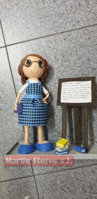 Muñeca goma eva profesora on sale