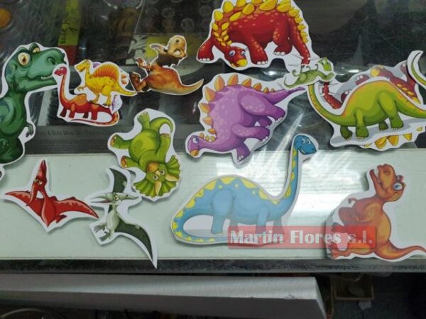 Figura decoración dinosaurios - Imagen 2