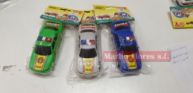 Coche plástico juguete
