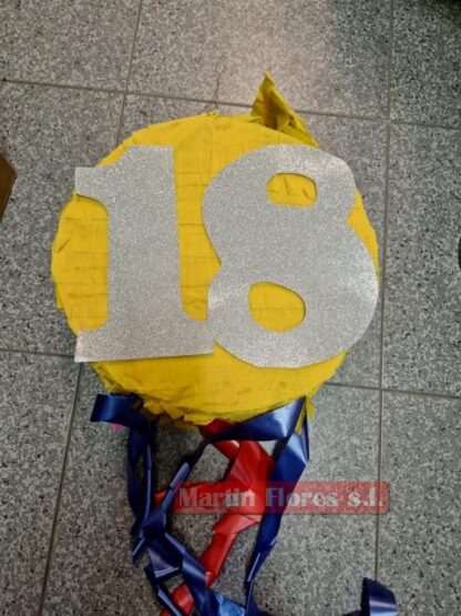 Piñata 3d redonda 18 años - Imagen 3