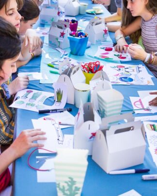 TALLERES